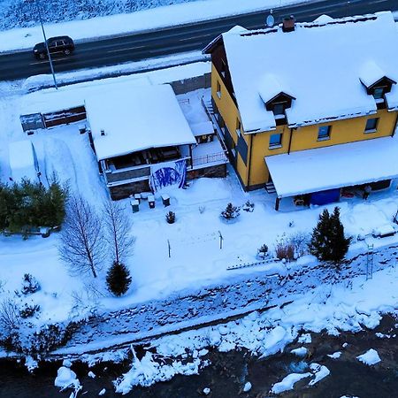 Apartmany Nad Rekou Svoboda nad Upou Exterior photo